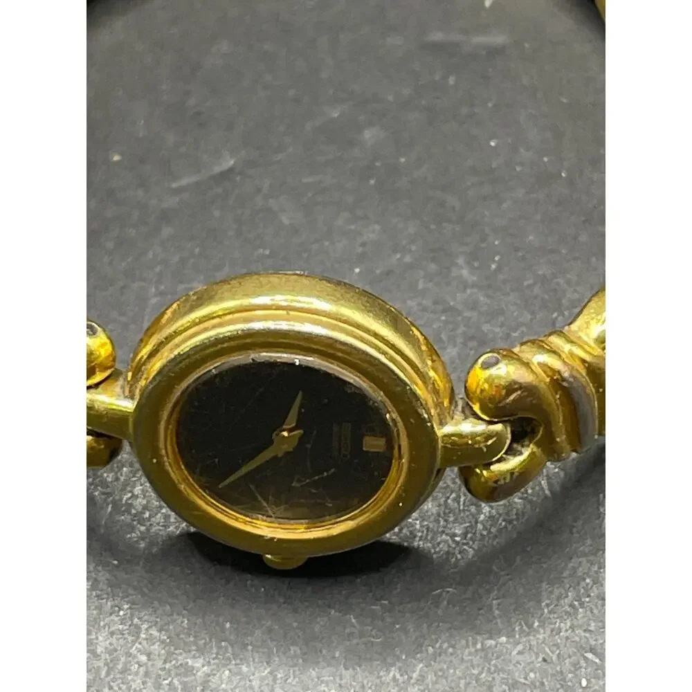 Vintage Seiko Quartz Watch Women's Black Dial Two Tone Round 4N00-0588